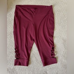 Livi Burgundy Capri Legging with Side cut out design, women’s size 26/28